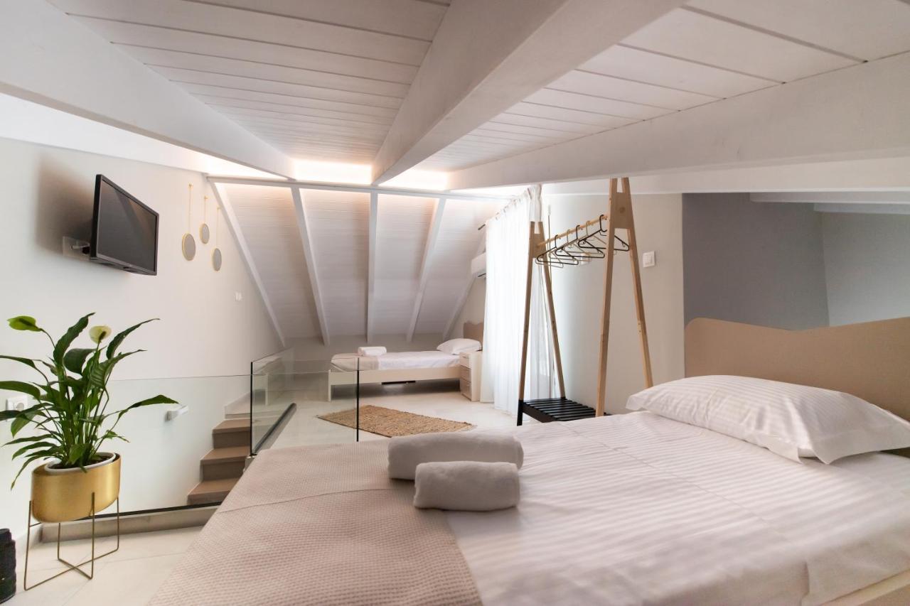 Apartment Bianco Stylish Maisonette